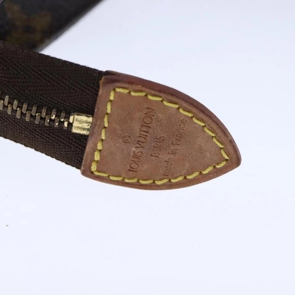 LOUIS VUITTON Monogram Poche Toilette 15 Pouch M47546 LV Auth 106486 - Picture 9 of 16